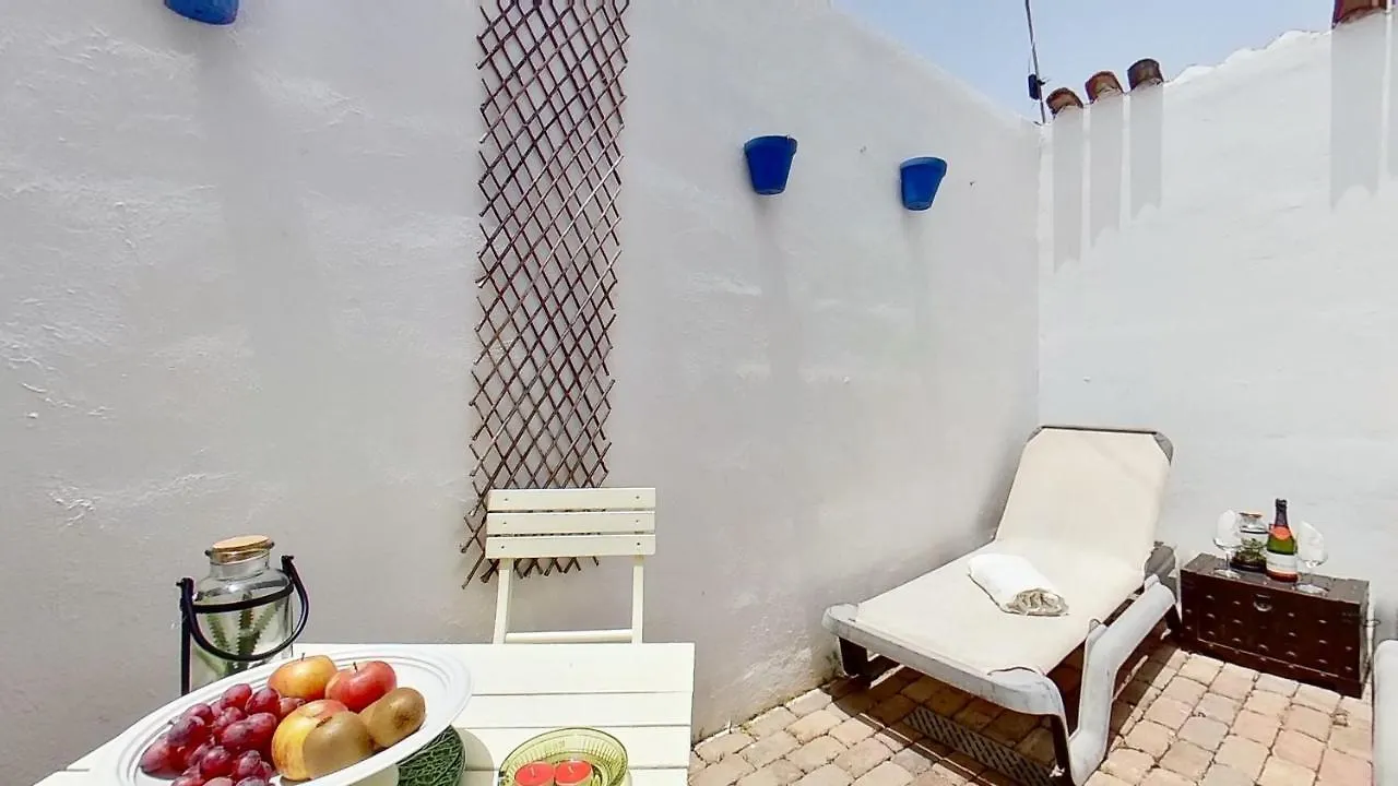 Remarkable 4-Bed Villa La Laguna  Spanien
