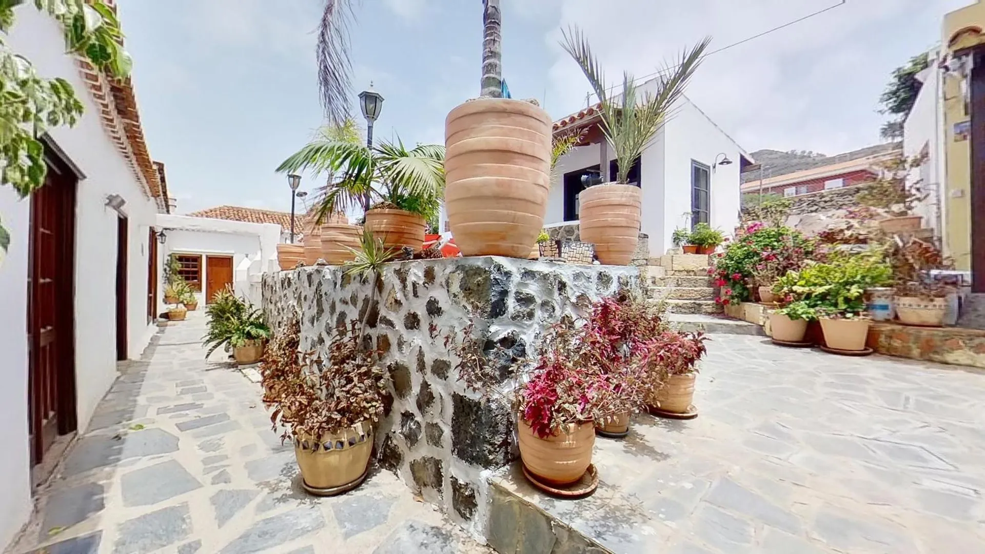 Remarkable 4-Bed Villa La Laguna  Spanien